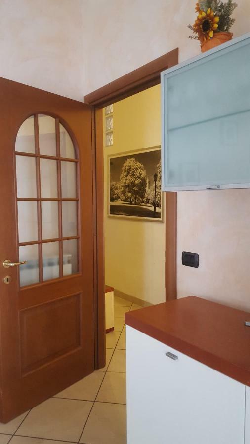 迪亚诺马里纳Casa Di Marta公寓 外观 照片
